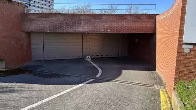Garagebox te koop in Zeedijk-Heist 1385, Duinbergen - Dewaele