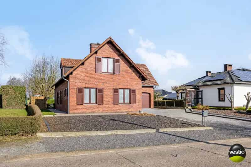 Huis te Koop Riemst 4 Slaapkamers Grote Garage