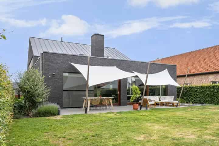 Villa te koop in Zele