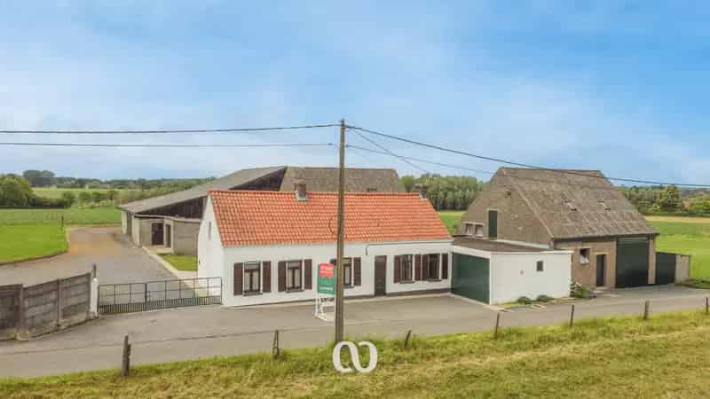 Prachtig gelegen hoeve met gronden op meer dan 3,5 ha