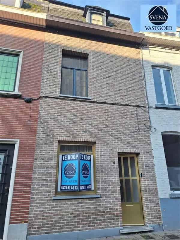 ZEER GOED GELEGEN WONING IN HET CENTRUM VAN GERAARDSBERGEN