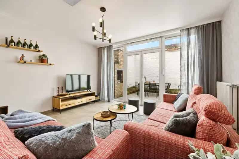 Instapklare en vergunde vakantiewoning in hartje Nieuwpoort-stad op 100 m².