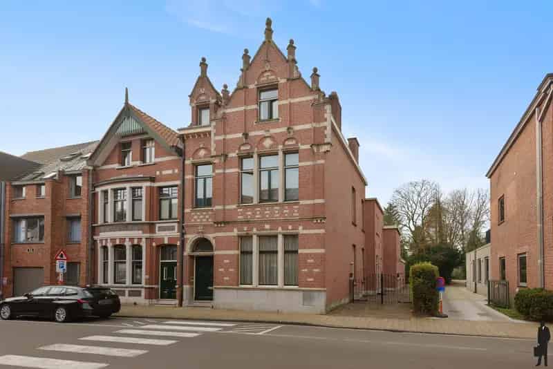 Karaktervolle en ruime woning met tuin