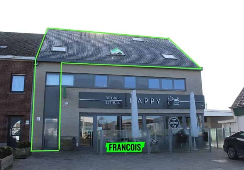 Instapklaar Appartement in Zottegem met goede bereikbaarheid.