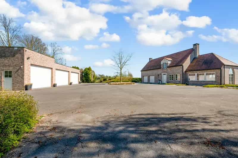 Villa te koop in Belsele