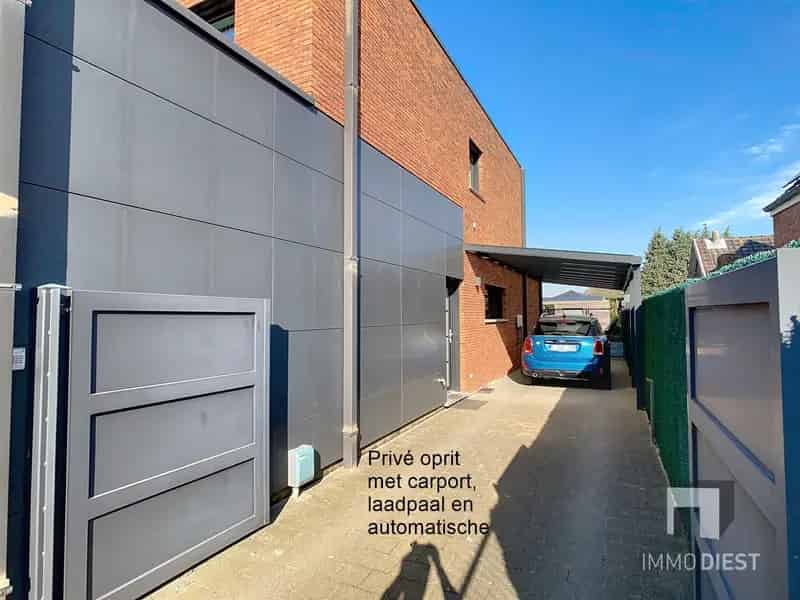 Zeer energiezuinige villa met moderne en stijlvolle architectuur