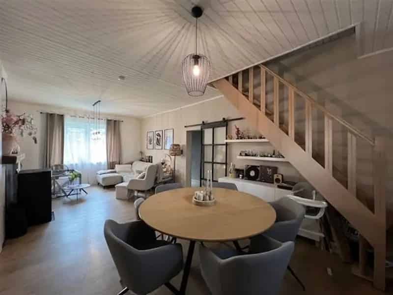Gezellige woning gelegen in een rustige, doodlopende straat!