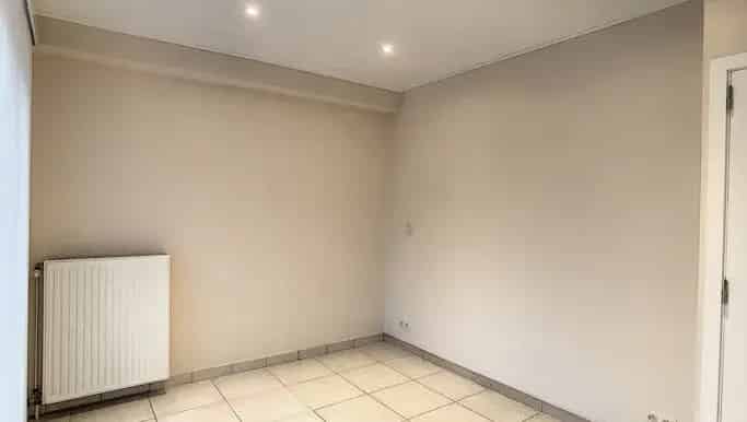 Gelijkvloers appartement te huur in Zandstraat 219, Sint-Andries - Dewaele