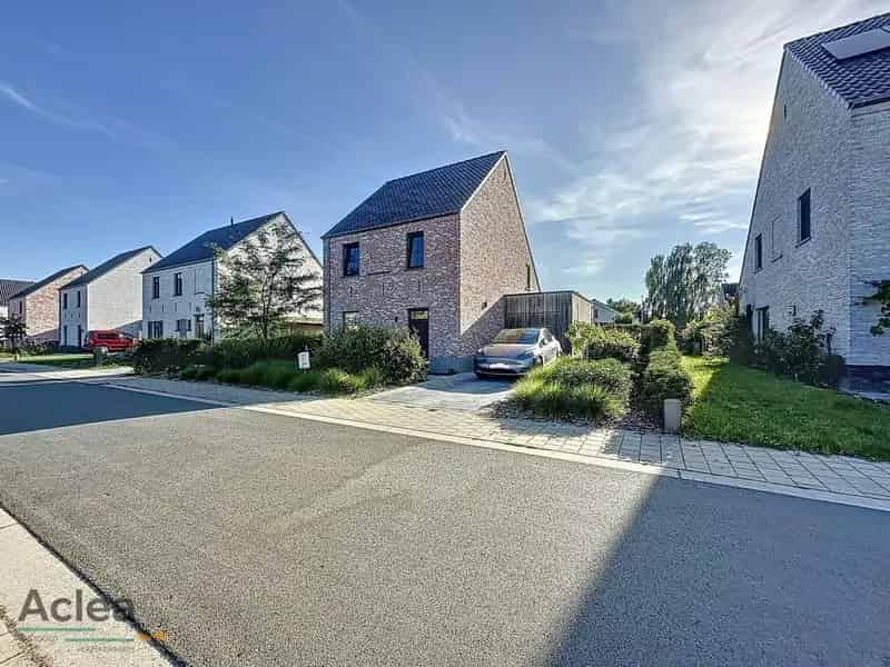 Energiezuinige open bebouwing in een rustige wijk