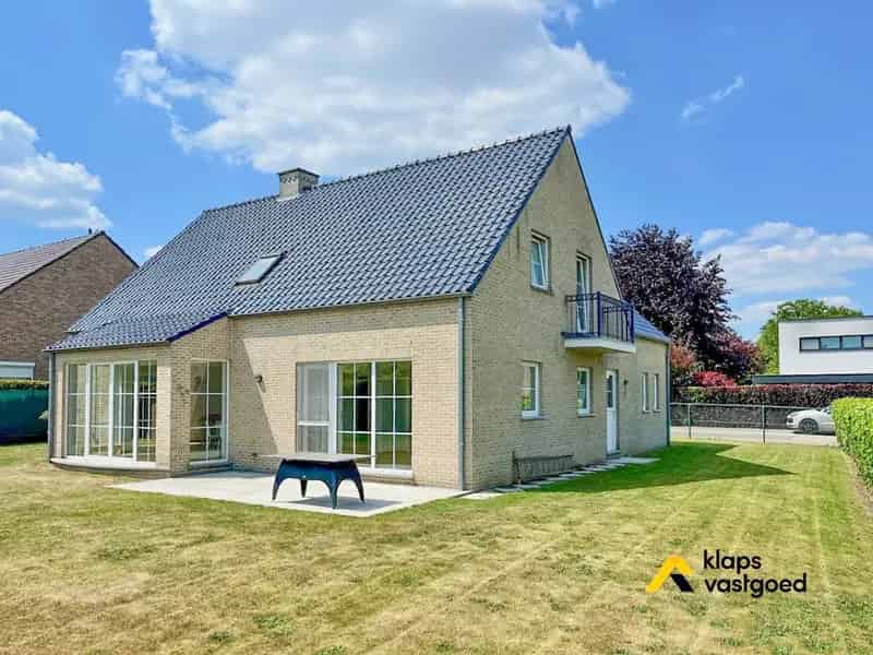 Ruime gezinswoning te huur nabij Bree