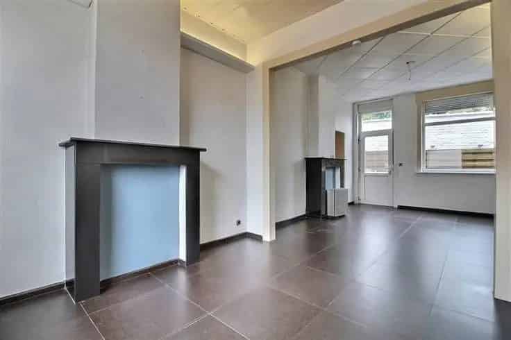 Huis Te Koop Herseaux: 2 slaapkamers, grote zolder, potentieel