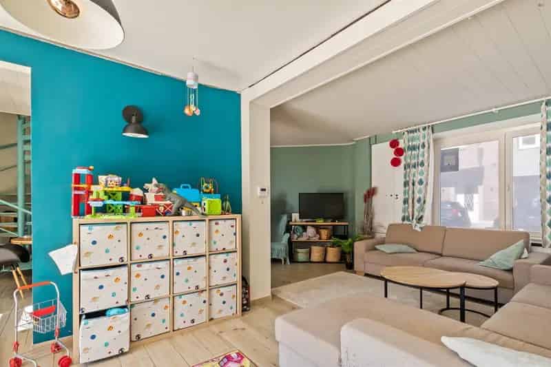 Instapklare woning in centrum Lede met terras en tuin!