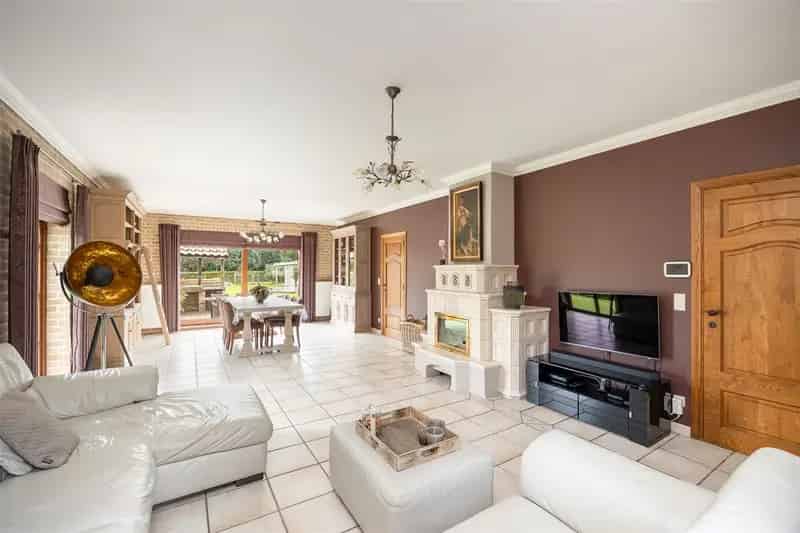 Villa te koop in Heffen