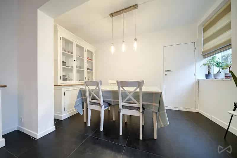 Huis met drie slaapkamers in Braine-l'Alleud
