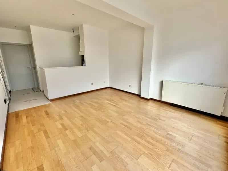 Uniek 1slpk dakappartement met royale zonneterassen op wandelafstand van zee !