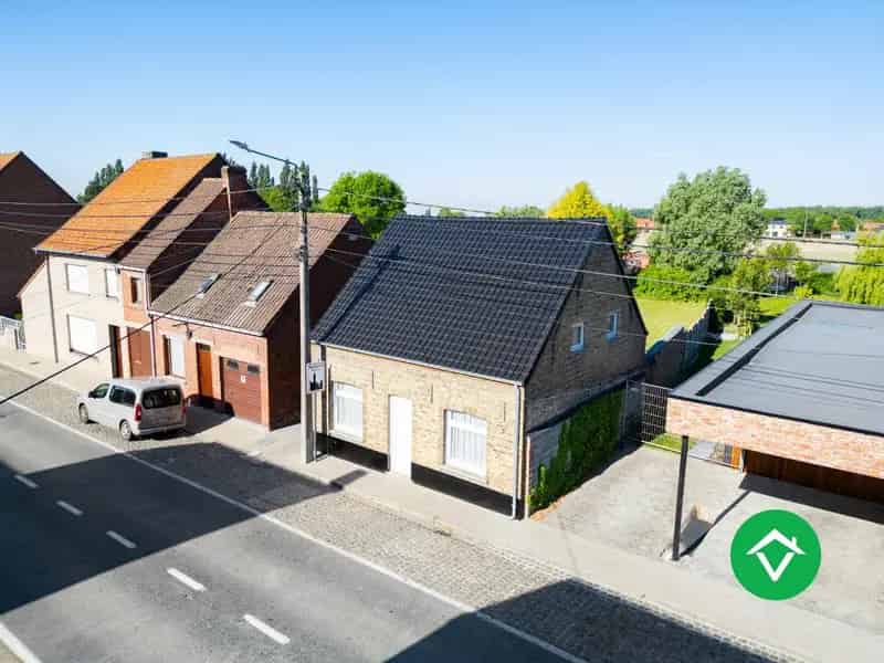 Alleenstaande woning met 3 slaapkamers te Koekelare