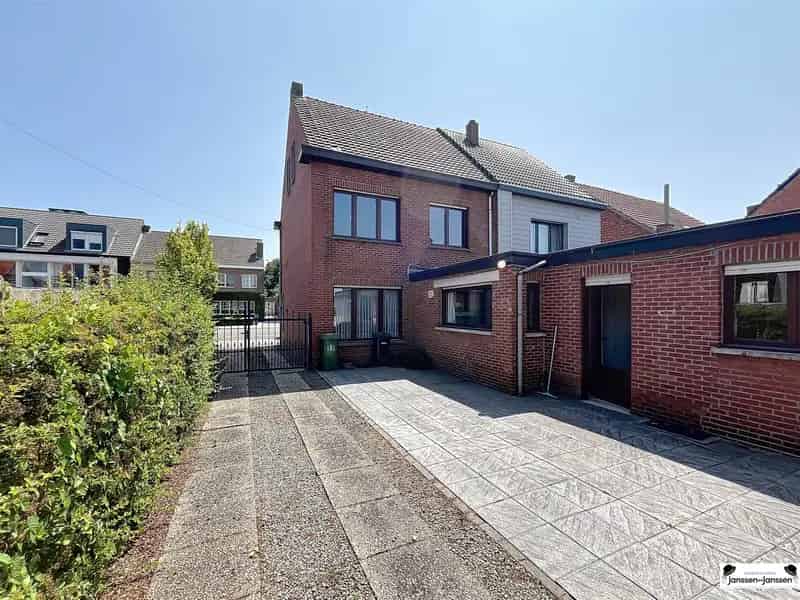 Gezinswoning te renoveren Gooreind 3 slaapkamers