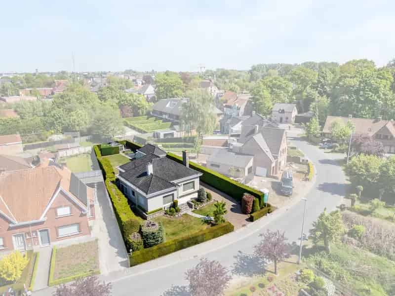 Huis te huur Vichte: Karaktervolle woning met garage en tuin
