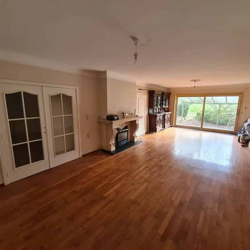 Charmante, op te frissen gelijkvloerse woning te Bocholt