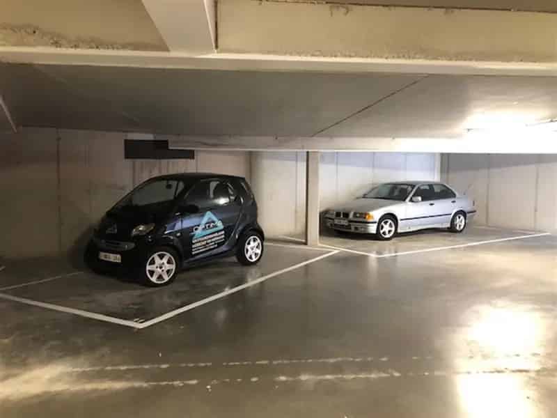 Autostaanplaats in Opwijk centrum