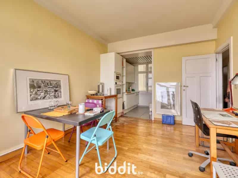 Appartement met adembenemend uitzicht op square