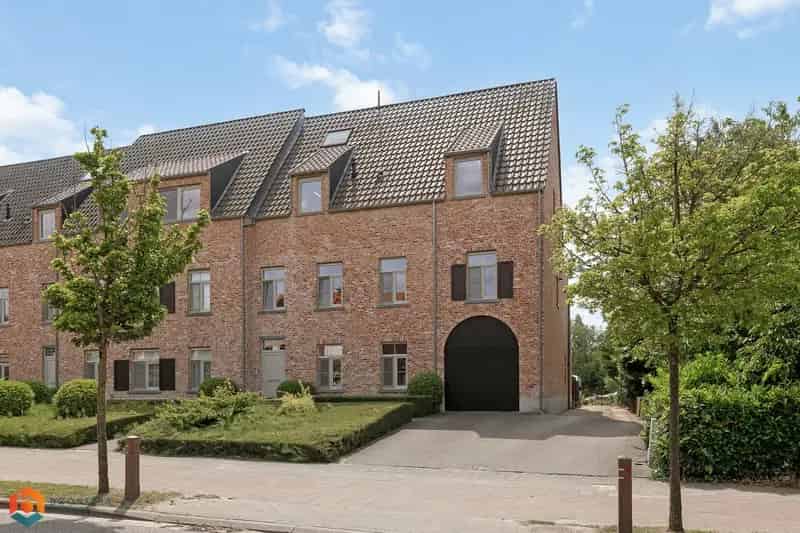Garage / parking te koop in Reet