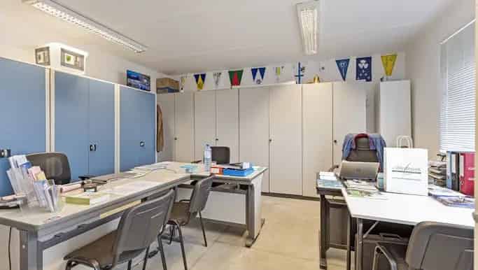 Kantoorgebouw te koop in Brugsevaart 48, Nieuwpoort - Dewaele