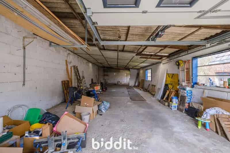 CHARMANTE, OP TE FRISSEN WONING