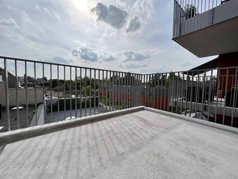 Appartement te huur Zele: 1 slaapkamer, terras en ondergrondse parking