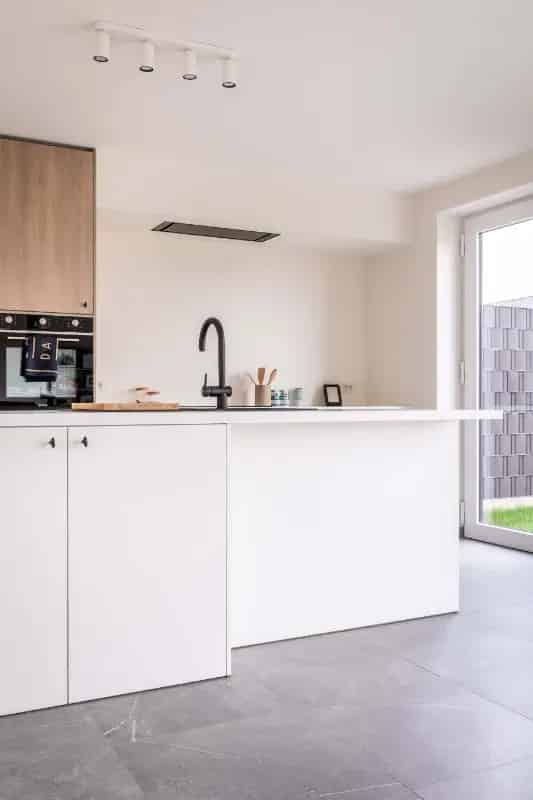 Alleenstaande nieuwbouwwoning nabij centrum Rumbeke