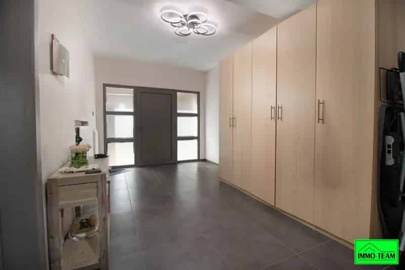 Instapklare, energiezuinige woning met 5 slaapkamers