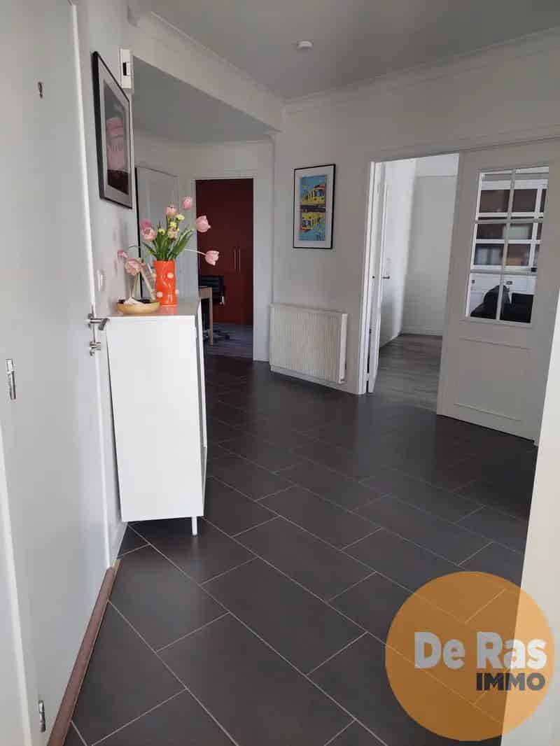 GENT - Instapklaar 4 slaapkamer appartement op 1ste verdiep