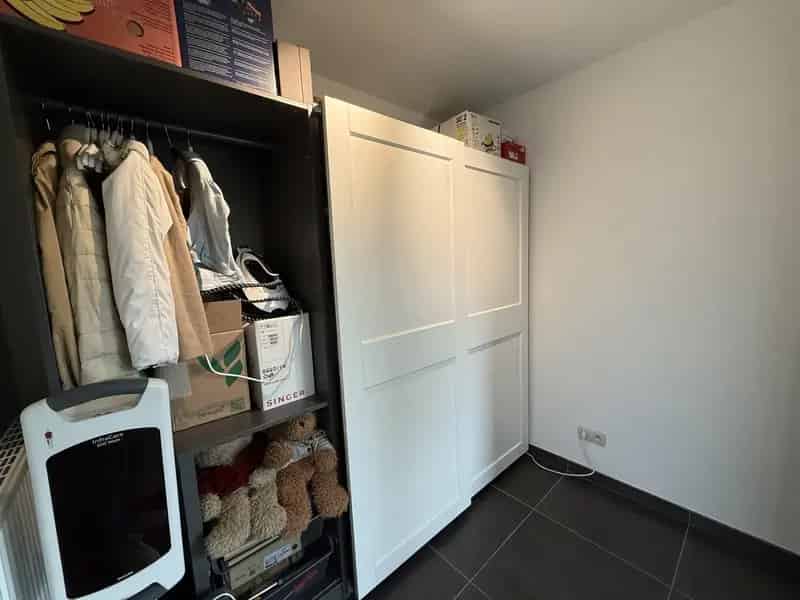 Modern Appartement Met Terras Op Wandelafstand Van De Markt