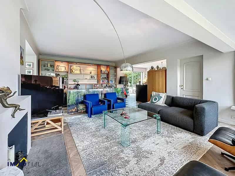 Authentieke villa met 5 slaapkamers op ruim perceel!