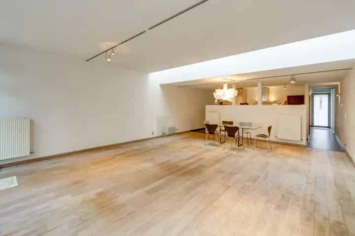 Ruime, moderne woning met veel mogelijkheden in MECHELEN