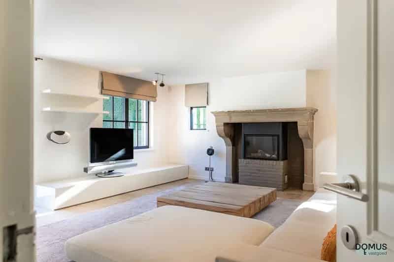 Exclusieve villa met zwembad in Domein Bouchout – Wemmel