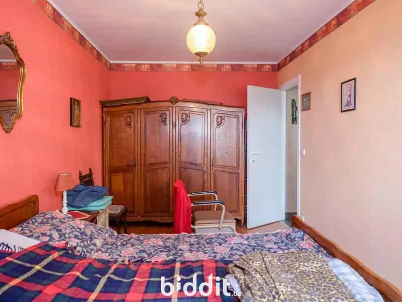 APPARTEMENT, 3 SLAAPKAMERS, 2 AUTOSTAANPLAATSEN