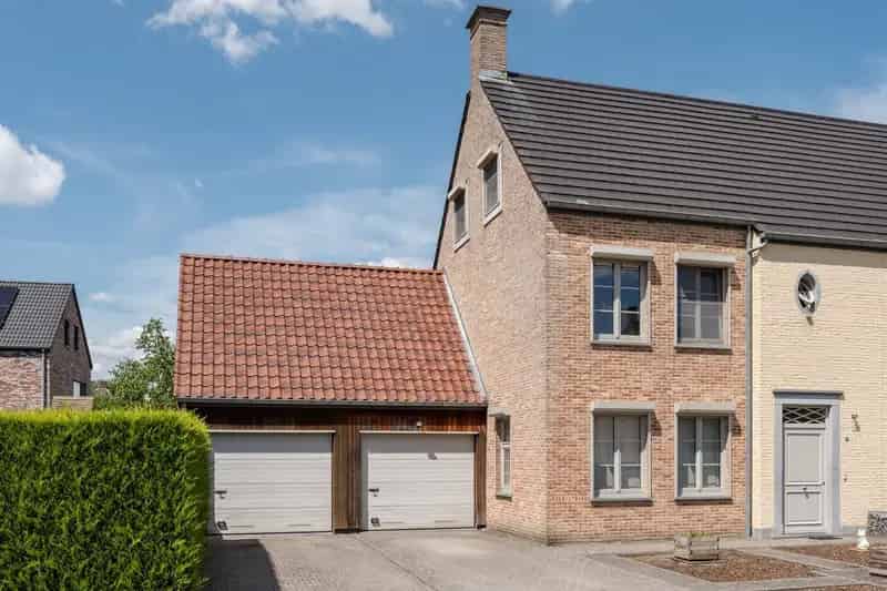 Ruime gezinswoning met tuin, garage en 3 slaapkamers