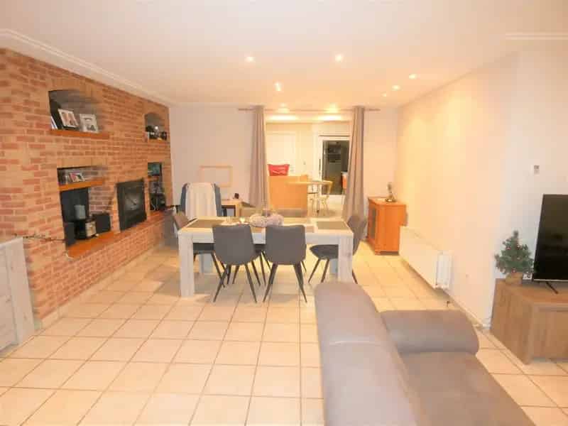 Gezellige woning met 2 slpk, garage en tuin, Handzame