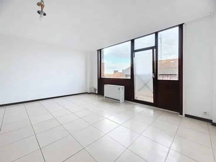 Gerenoveerde Studio te Koop 1 Slaapkamer 57m²