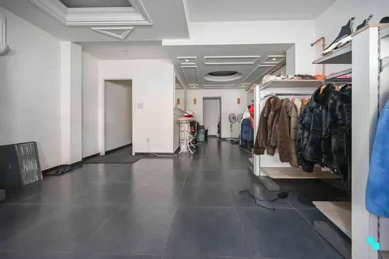 Ruime ééngezinswoning met vijf slaapkamers nabij centrum Izegem