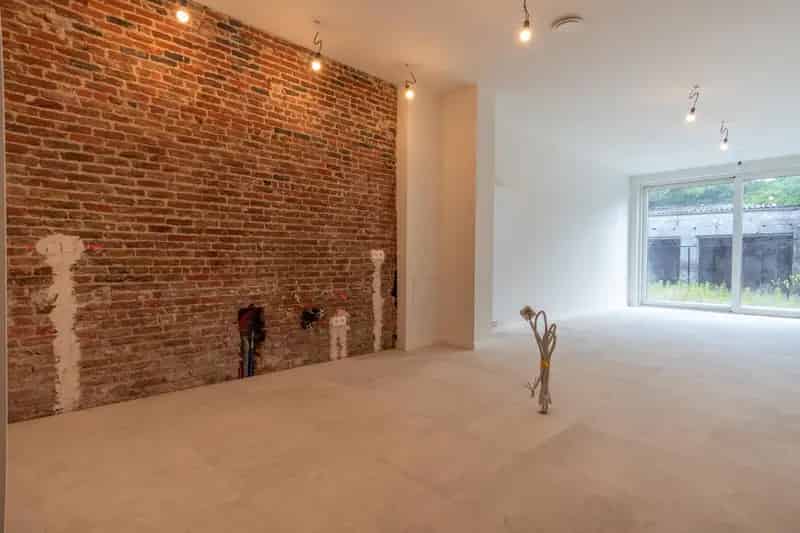 Twee aaneengesloten gerenoveerde woningen met gunstig EPC