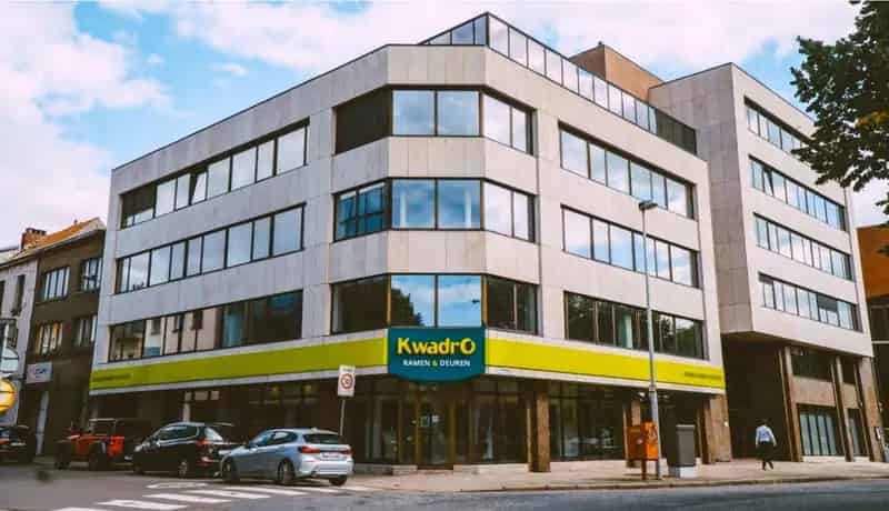 Instapklaar kantoor te Berchem