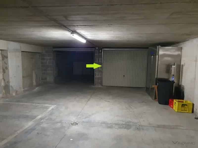 Ruime garagebox op goede ligging te koop!