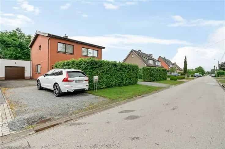 Huis Te Koop 3 Slaapkamers Rustige Ligging