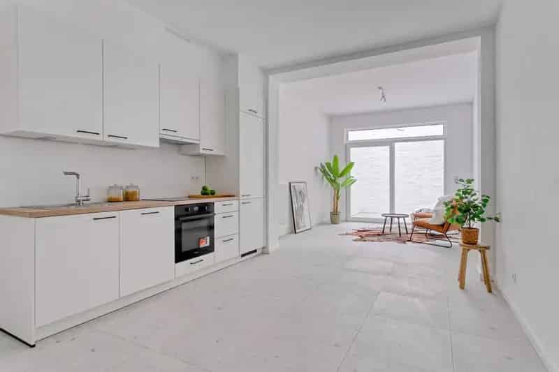 Vernieuwbouwwoning met 3 ruime slaapkamers