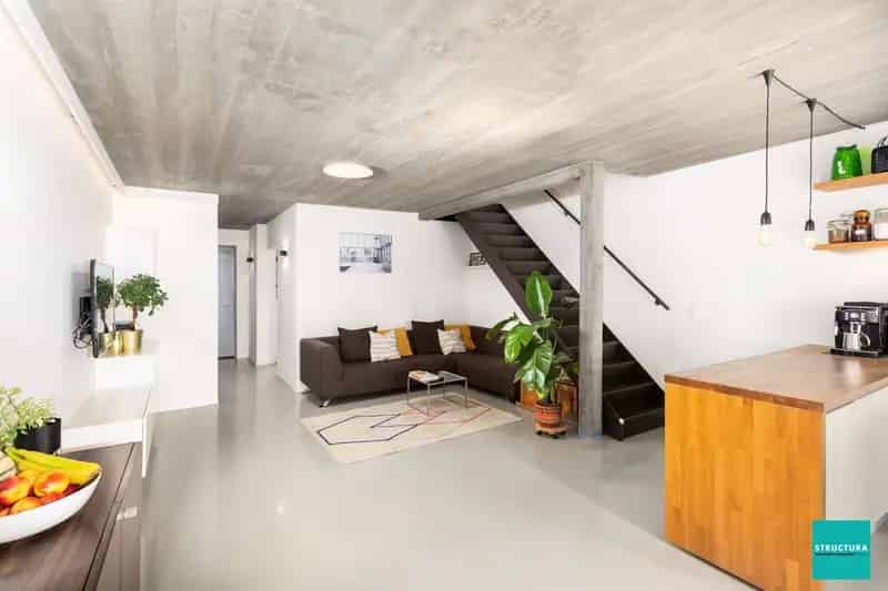 Woning met 4 slaapkamers en bureau/dressing in Meise
