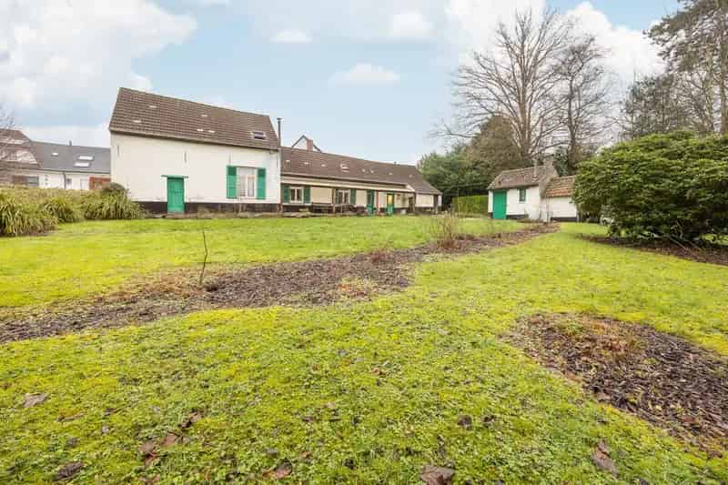 Zuid-westgerichte bouwgrond van 26,47a op landelijke ligging