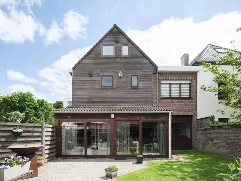 Opbrengsteigendom te koop in Gent
