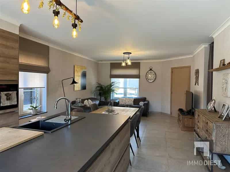 Perfect onderhouden woning met 4 slaapkamers + EPB A